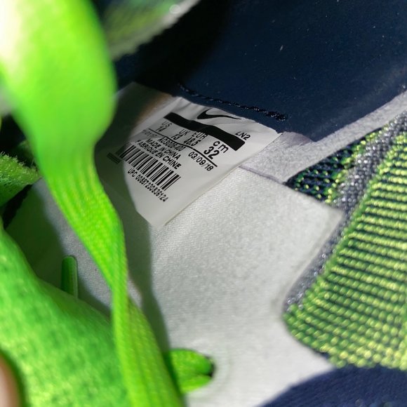 Nike Vapor Untouchable 3 Elite Flyknit Cleats AO3006-400 Seahawks Men\'s NEW